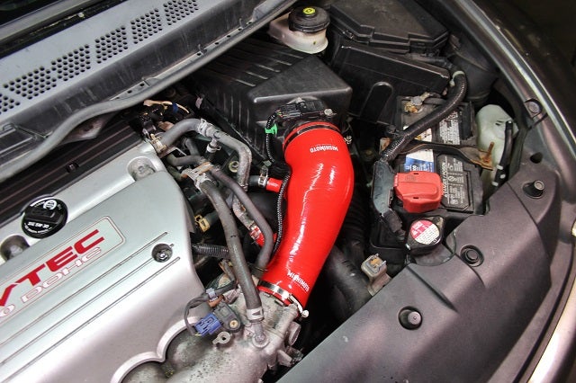 Mishimoto Civic Si induction hose installed 