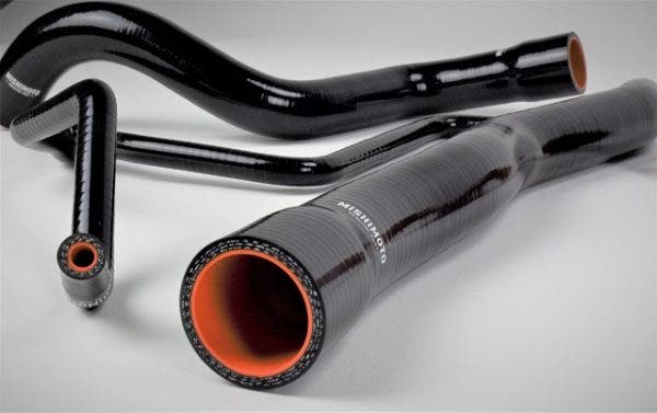 Black silicone radiator hoses for the non HD cooling package